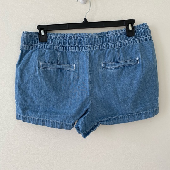 LOFT Women’s High-Rise 3” Inseam Side Pocket Pull-on Shorts GUC - Picture 2 of 8